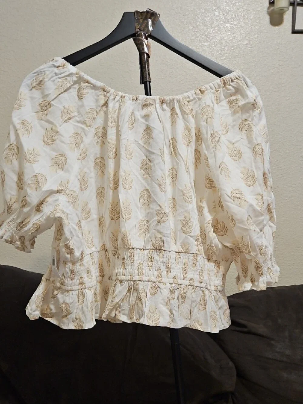 Old Navy Cream Peasant Blouse with Beige Leaf Print